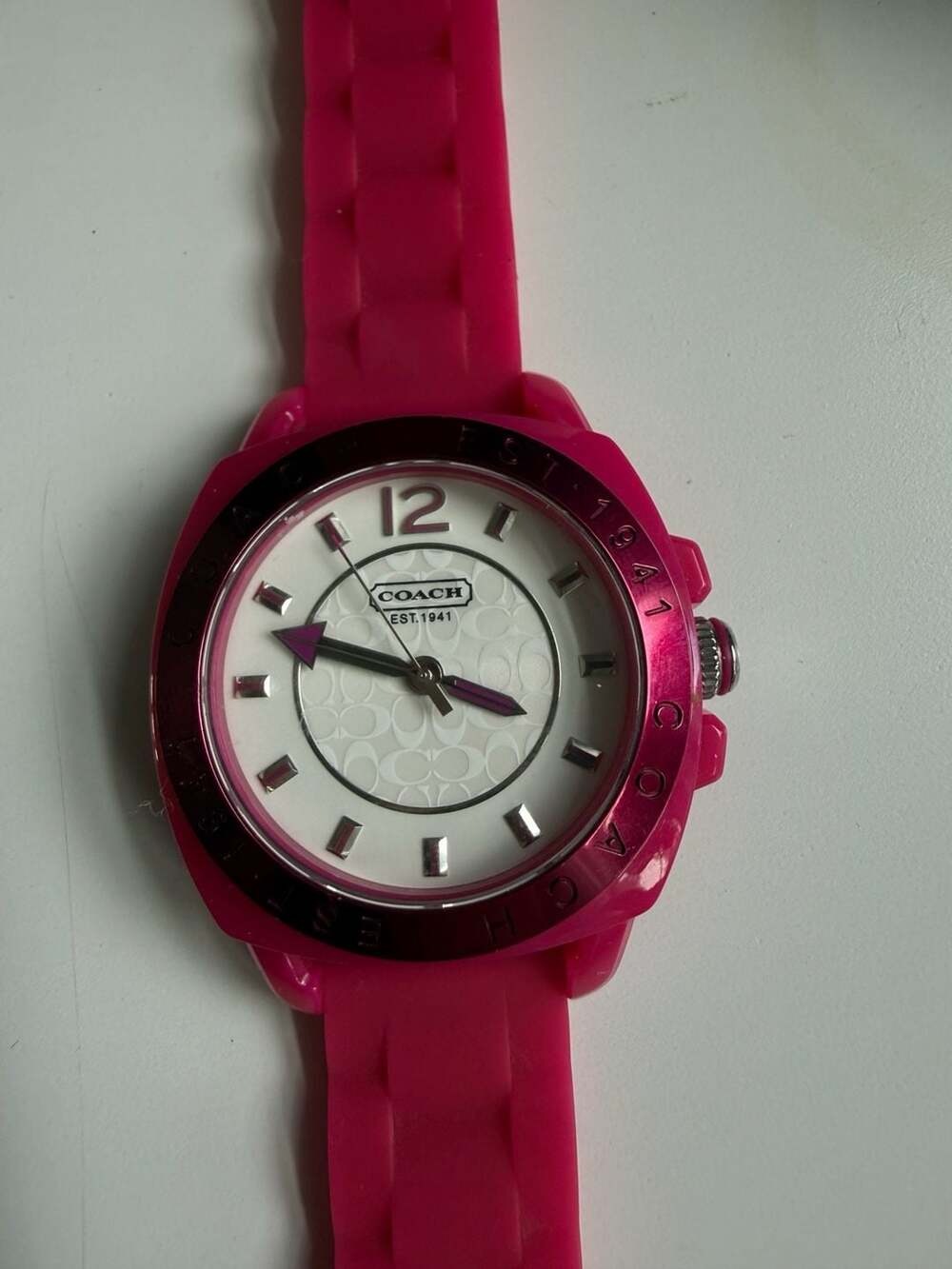 COACH Boyfriend Pink Silicone Strap Women's Watch CA.09.7.53.0503